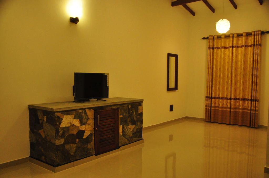 Asantha Guest House Unawatuna Room photo